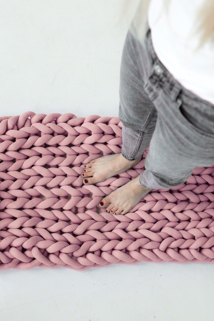 Chunky Knit Rug Braided Rug Knitted Rug Tube Yarn Rug Dusty Pink 323 Vertical